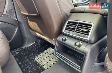 Позашляховик / Кросовер Audi Q7 2010 в 