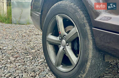 Внедорожник / Кроссовер Audi Q7 2012 в 