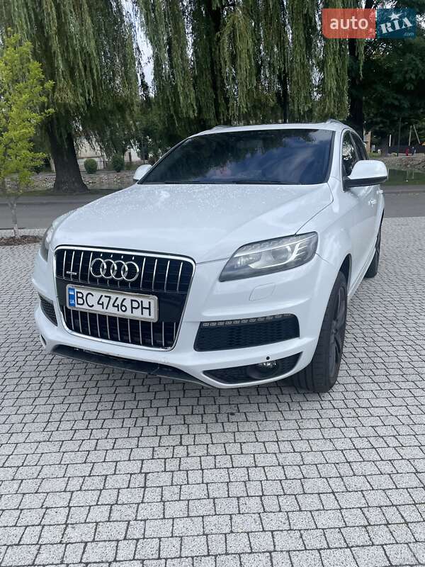 Внедорожник / Кроссовер Audi Q7 2013 в 