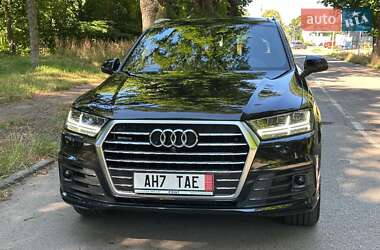 Внедорожник / Кроссовер Audi Q7 2017 в Черновцах