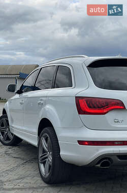 Внедорожник / Кроссовер Audi Q7 2013 в 