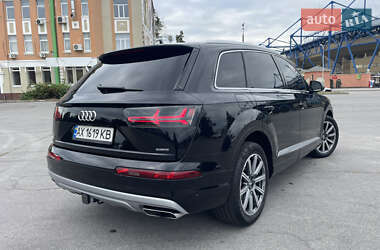 Внедорожник / Кроссовер Audi Q7 2019 в 