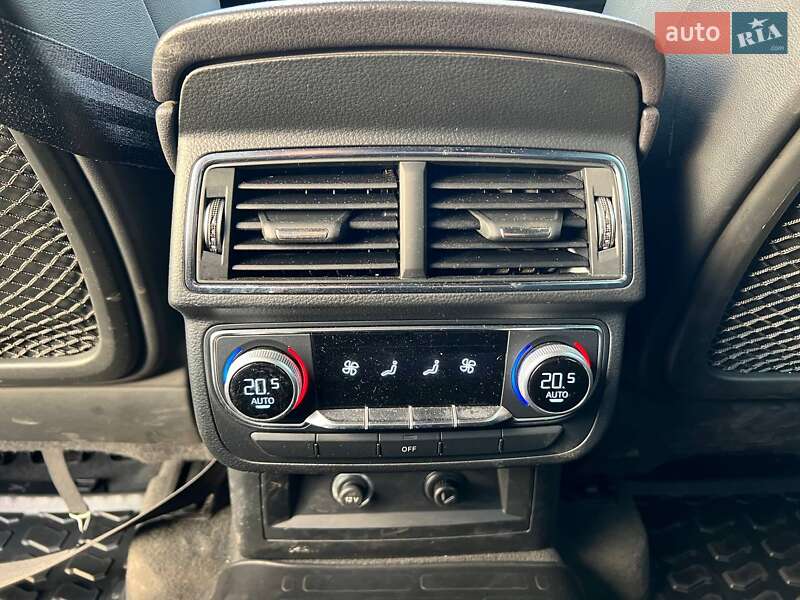 Внедорожник / Кроссовер Audi Q7 2017 в Киеве