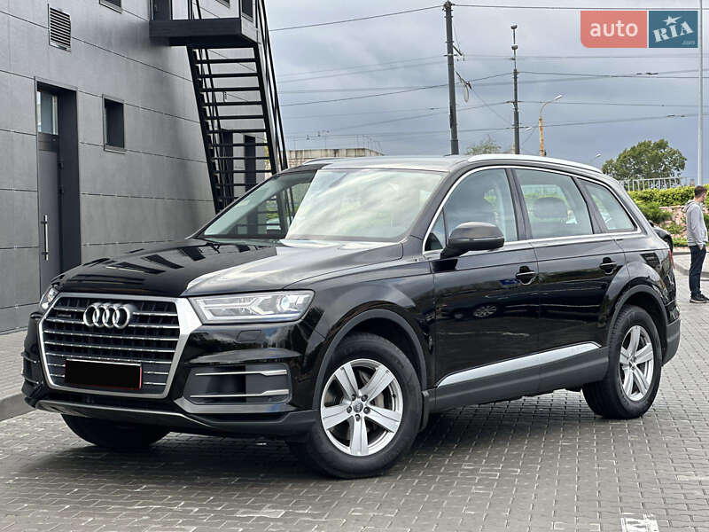 Позашляховик / Кросовер Audi Q7 2017 в Дніпрі