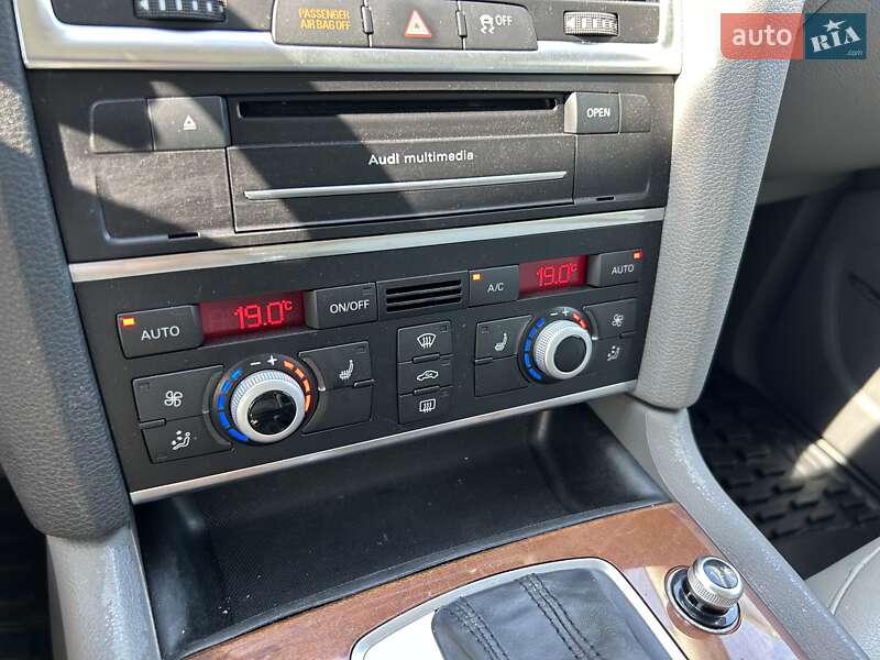 Позашляховик / Кросовер Audi Q7 2015 в Києві фото 24 Позашляховик / Кросовер Audi Q7 2015 в Києві