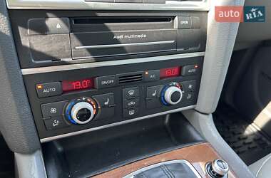 Внедорожник / Кроссовер Audi Q7 2015 в 