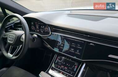 Внедорожник / Кроссовер Audi Q7 2020 в 