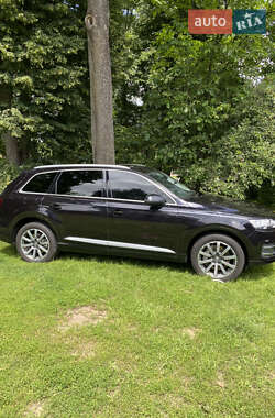 Внедорожник / Кроссовер Audi Q7 2018 в 