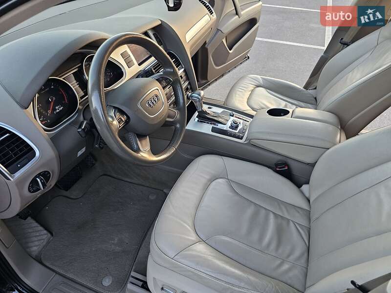 Внедорожник / Кроссовер Audi Q7 2013 в Кропивницком