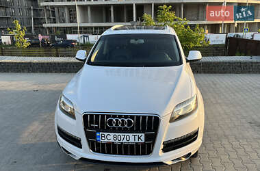 Позашляховик / Кросовер Audi Q7 2012 в 