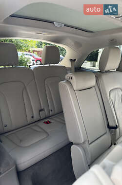Внедорожник / Кроссовер Audi Q7 2013 в 