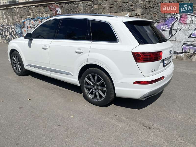 Внедорожник / Кроссовер Audi Q7 2016 в Днепре фото 4 Внедорожник / Кроссовер Audi Q7 2016 в Днепре