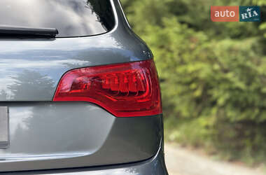 Внедорожник / Кроссовер Audi Q7 2013 в 