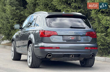 Внедорожник / Кроссовер Audi Q7 2013 в 