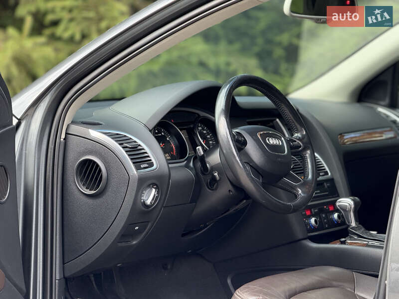 Позашляховик / Кросовер Audi Q7 2013 в Тернополі