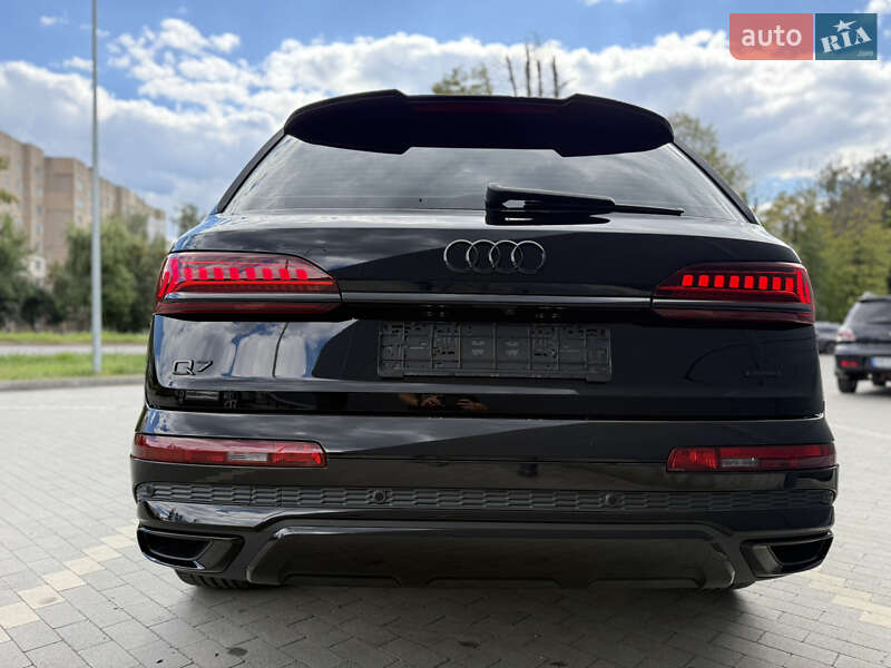 Внедорожник / Кроссовер Audi Q7 2020 в Виннице