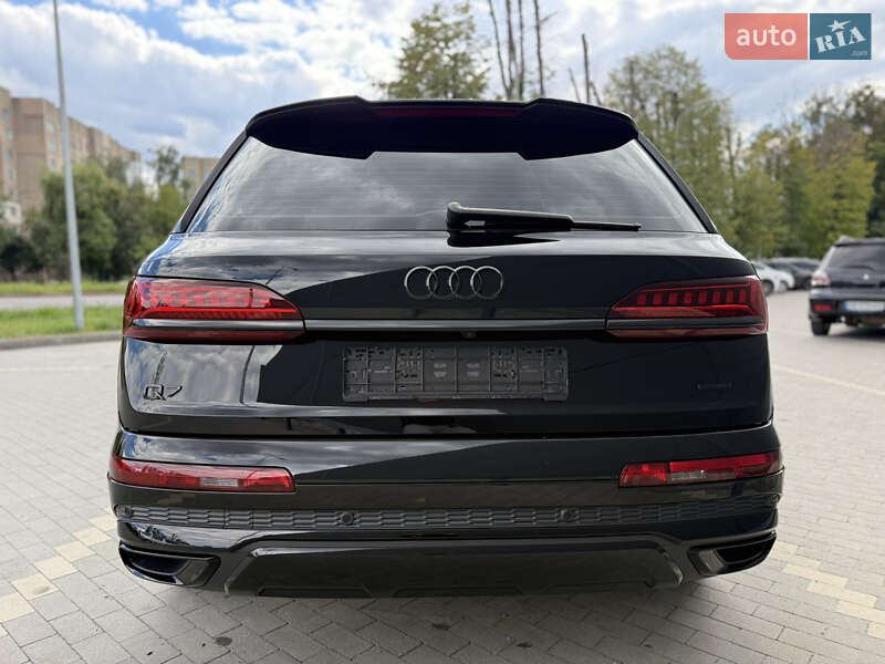 Внедорожник / Кроссовер Audi Q7 2020 в Виннице