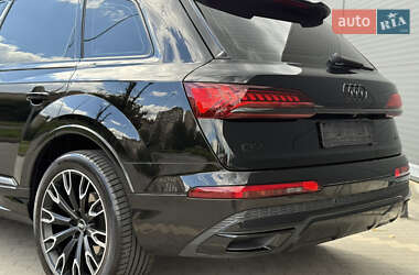 Внедорожник / Кроссовер Audi Q7 2020 в Виннице