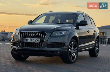 Внедорожник / Кроссовер Audi Q7 2013 в 