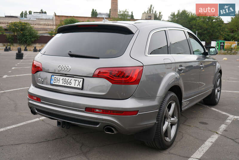 Внедорожник / Кроссовер Audi Q7 2013 в Одессе