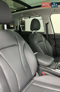 Внедорожник / Кроссовер Audi Q7 2020 в 