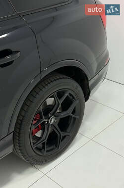 Внедорожник / Кроссовер Audi Q7 2020 в 