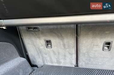 Внедорожник / Кроссовер Audi Q7 2015 в 