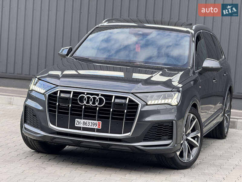 Внедорожник / Кроссовер Audi Q7 2020 в 