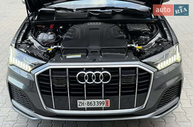 Внедорожник / Кроссовер Audi Q7 2020 в 