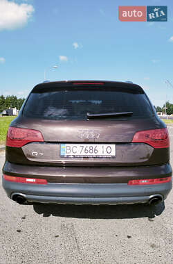 Внедорожник / Кроссовер Audi Q7 2011 в 