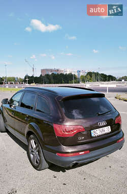 Внедорожник / Кроссовер Audi Q7 2011 в 
