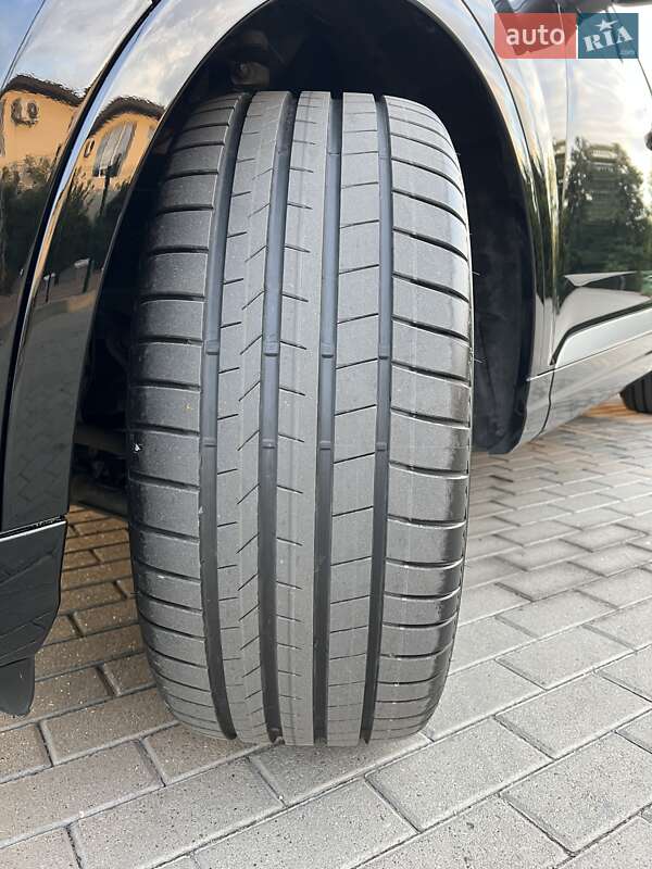 Внедорожник / Кроссовер Audi Q7 2016 в Житомире