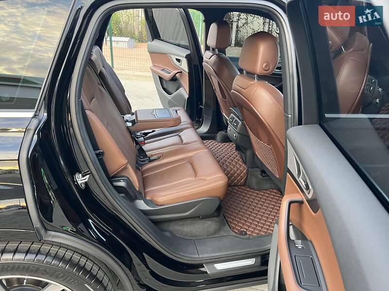 Внедорожник / Кроссовер Audi Q7 2016 в Житомире