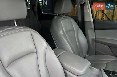 Внедорожник / Кроссовер Audi Q7 2017 в 