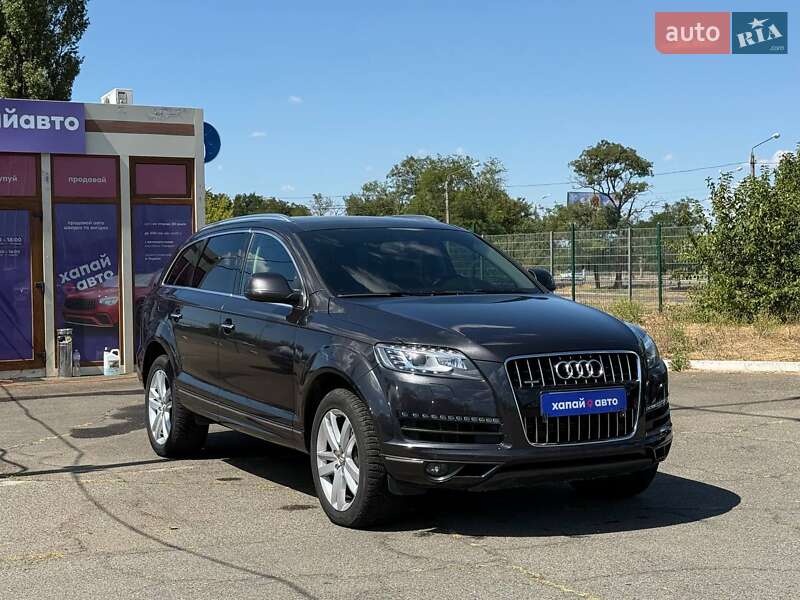 Позашляховик / Кросовер Audi Q7 2013 в Одесі