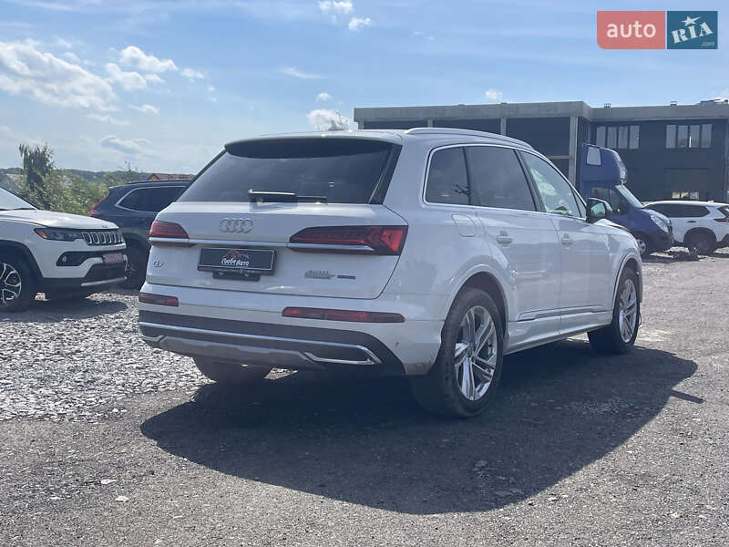 Позашляховик / Кросовер Audi Q7 2019 в Львові