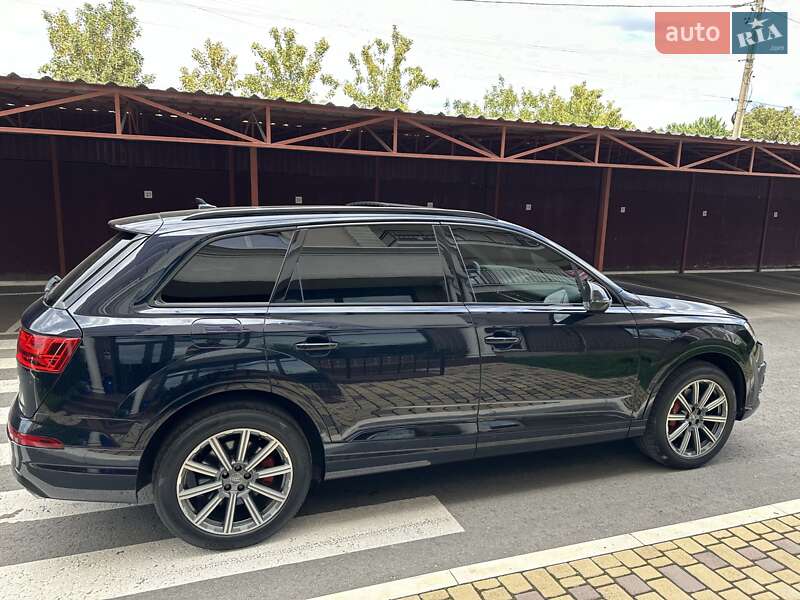 Позашляховик / Кросовер Audi Q7 2016 в Запоріжжі фото 11 Позашляховик / Кросовер Audi Q7 2016 в Запоріжжі