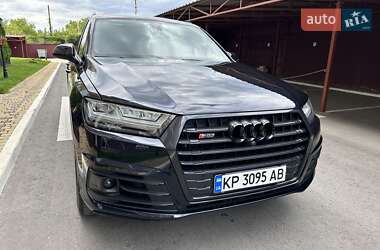 Внедорожник / Кроссовер Audi Q7 2016 в 