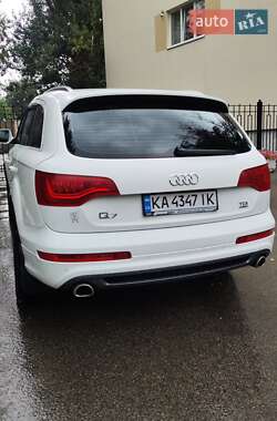 Позашляховик / Кросовер Audi Q7 2013 в Києві