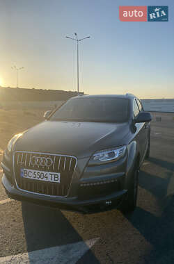 Внедорожник / Кроссовер Audi Q7 2015 в 