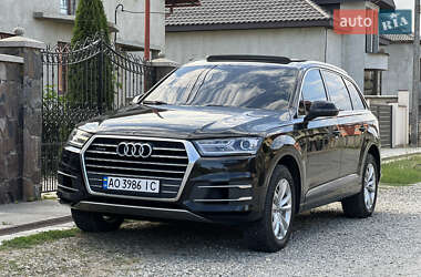 Позашляховик / Кросовер Audi Q7 2016 в 