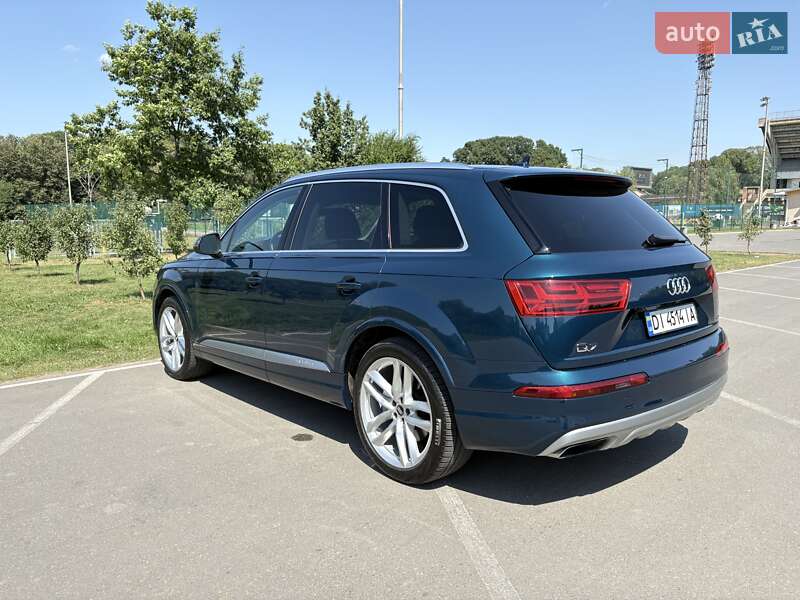 Внедорожник / Кроссовер Audi Q7 2017 в Ивано-Франковске