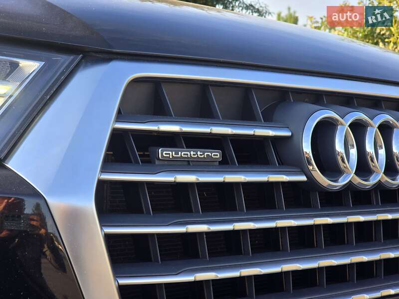 Позашляховик / Кросовер Audi Q7 2016 в Хмельницькому