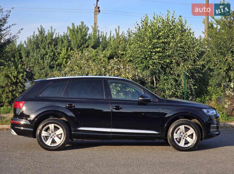 Позашляховик / Кросовер Audi Q7 2016 в Хмельницькому