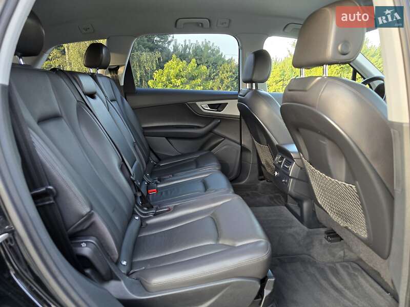 Позашляховик / Кросовер Audi Q7 2016 в Хмельницькому
