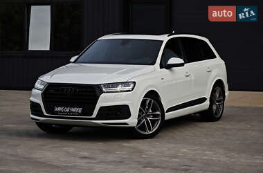 Внедорожник / Кроссовер Audi Q7 2016 в Дубно