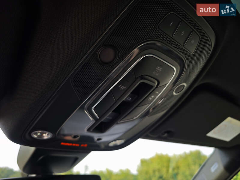 Позашляховик / Кросовер Audi Q7 2016 в Дубні