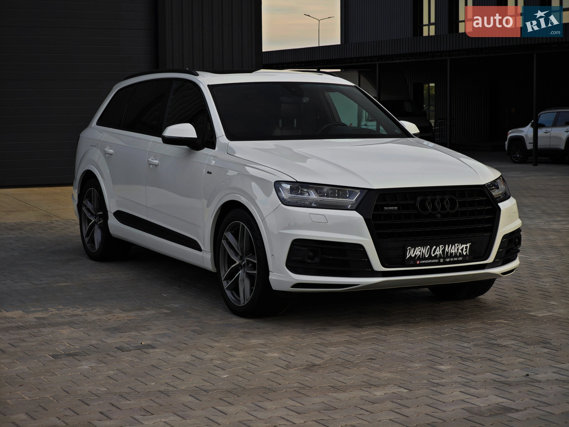 2016 Audi Q7 - мініатюра 2