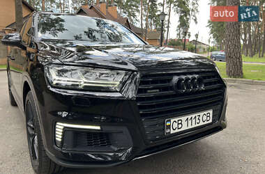 Внедорожник / Кроссовер Audi Q7 2016 в 