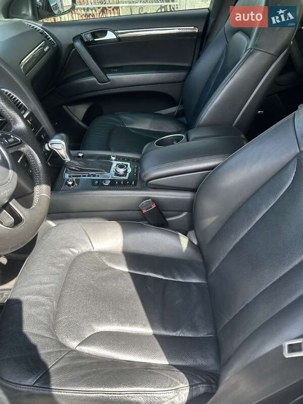 Внедорожник / Кроссовер Audi Q7 2015 в Виннице